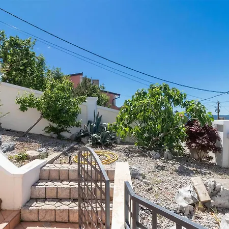 דירה 2 Bedroom Stunning In