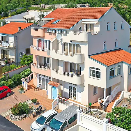 Gorgeous In With House Sea View